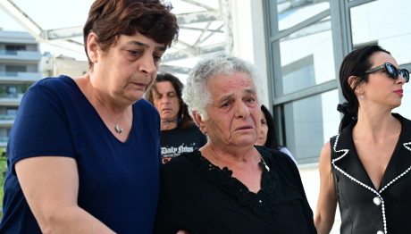 Γιώργος Καραϊβάζ