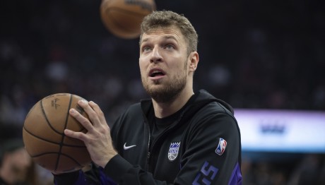 Σάσα Βεζένκοφ