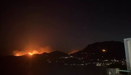 Υπό Έλεγχο Η Φωτια Στη Σέριφο