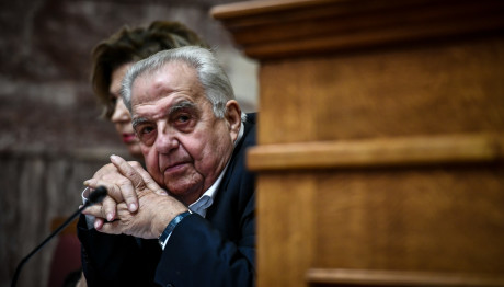 Αλέκος Φλαμπουράρης: Στο Νοσοκομείο Μετά Από Έμφραγμα