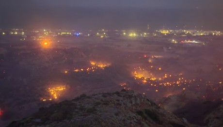 Μάχη Με Τις Φλόγες Στη Χίο - Καλύτερα Η Φωτιά Στην Κω