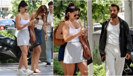 Μπόμπα: Mε ριγέ skort στο κέντρο της Αθήνας- Παρέα με τον κολλητό της