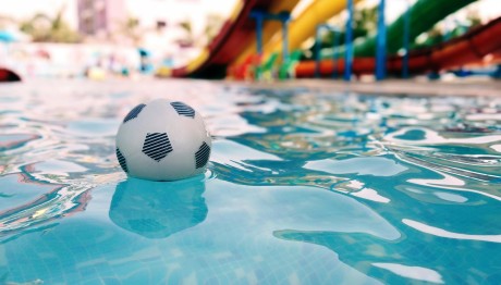 Θεσσαλονίκη: 34χρονη έχασε τη ζωή της σε υδάτινο πάρκο