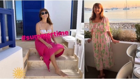 Μάρα Ζαχαρέα: Απολαμβάνει τις διακοπές της- Η πόζα με το μαγιό της