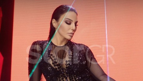 Κέλλυ Κελεκίδου