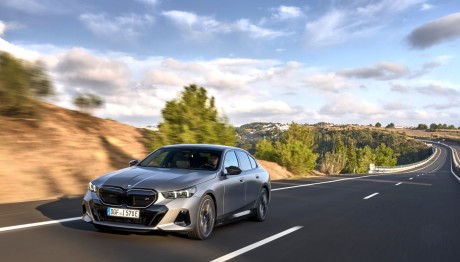 BMW Group: Δείτε πόσα αυτοκίνητα πούλησε το πρώτο εξάμηνο