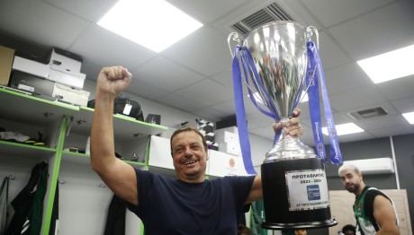 Παναθηναϊκός: Θα Κινηθεί Για Τον Σέμι Οτζελέγε;