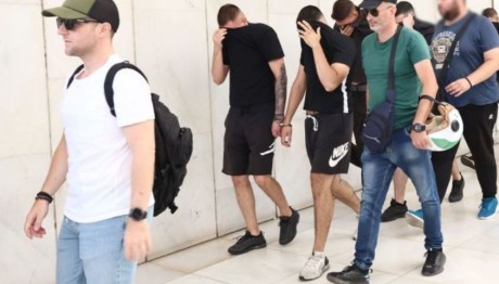 Επεισόδια Στη Λεωφόρο