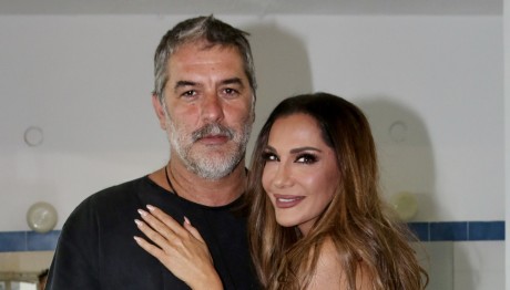 Βασίλης Μπισμπίκης - Δέσποινα Βανδή