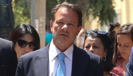 Ο Απόστολος Λύτρας Παραμένει Στη Φυλακή