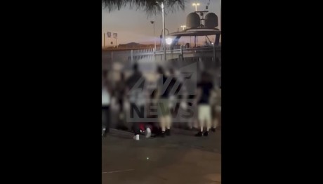 Πειραιάς: Βίντεο Της Επίθεσης 16χρονης Με Μαχαίρι Σε 19χρονη