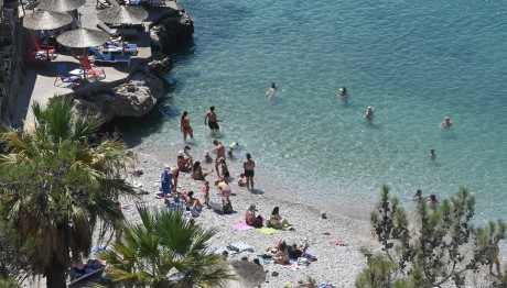 Καύσωνας διαρκείας: 40άρια το επόμενο τριήμερο-Έρχονται θερμικές καταιγίδες