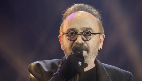 Σταμάτης Γονίδης: Γλίστρησε Στο Μπάνιο Και Χτύπησε