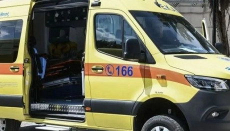 Νεκρός 61χρονος σε τροχαίο στη Λάρισα - Μετά από σύγκρουση δύο αυτοκινήτων