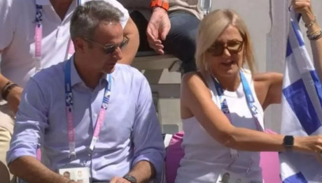 Μητσοτάκης - Μαρέβα: Παρακολούθησαν Τον Αγώνα Της Σάκκαρη