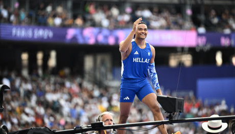 Ο Καραλής προκρίθηκε εύκολα στον τελικό του επί κοντώ