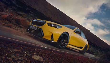 BMW M5: Αλλάξτε την εμφάνιση της με γνήσια αξεσουάρ