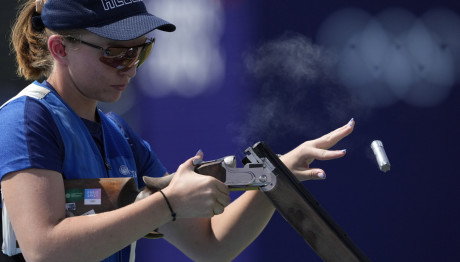 Εμμανουέλα Κατζουράκη: Επιζήσασα Των Τεμπών Η Ολυμπιονίκης