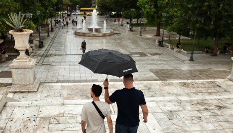 Καιρός: Βροχές Σε Πολλές Περιοχές Και Ζέστη