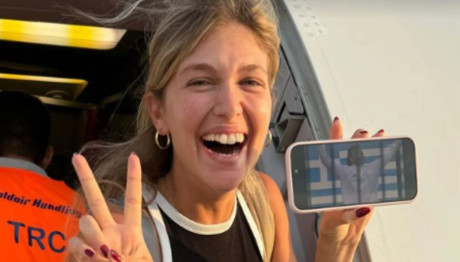 Manolo: Η Ανδριολάτου Πανηγύρισε Για Τον Φίλο Της!