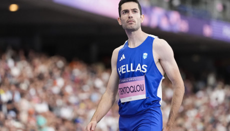 Μίλτος Τεντόγλου: Οι Δέκα Στιγμές Που Τον Έκαναν Viral