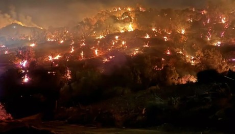 Φωτιά Ρέθυμνο: Κόπασαν Οι Άνεμοι - Σηκώθηκαν Ξανά Τα Εναέρια