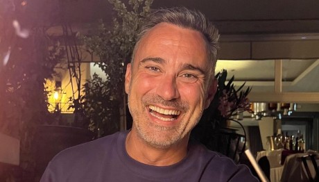 Γιώργος Καπουτζίδης