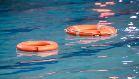 Χαλκιδική: Νεκρή 8χρονη Σε Πισίνα Κατασκήνωσης