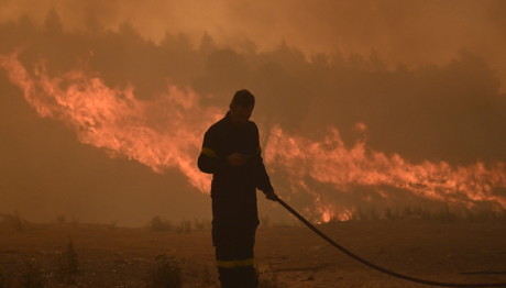 Φωτιά Αττική: Χρηματοδότηση 4,7 Εκατ. Σε Πυρόπληκτους Δήμους