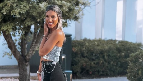 Αθηνά Οικονομάκου