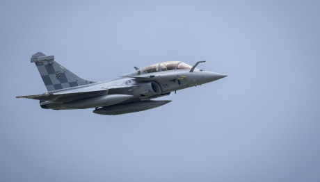 Γαλλία: Rafale Συγκρούστηκαν Στον Αέρα