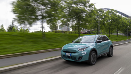 FIAT 600: Είναι εδώ με 23.990 ευρώ και με αυτόματο κιβώτιο ταχυτήτων