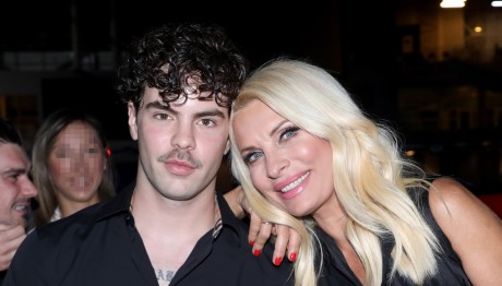 Ελένη Μενεγάκη - Άγγελος Λάτσιος