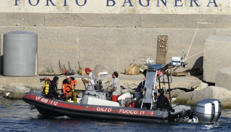 έρευνες στη Σικελία για το ναυάγιο