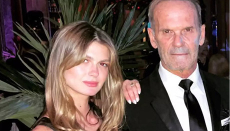 Κωστόπουλος: Με Αυτή Τη Φωτογραφία Αποχαιρέτησε Την Κόρη Του