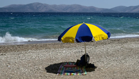 Καιρός: Ζέστη Με Μελτέμια Το Σαββατοκύριακο