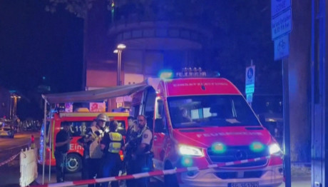 Επίθεση Γερμανία