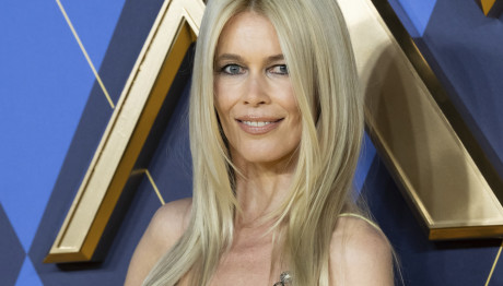 Claudia Schiffer: H Ρουτίνα Ομορφιάς Που Ακολουθεί