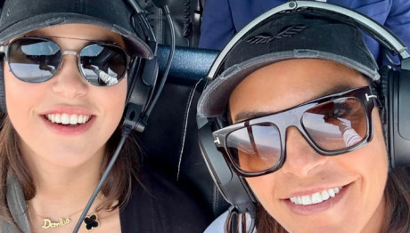 Βερνίκου: Ξενάγησε Με Ελικόπτερο Την Κόρη Της Στη Νέα Υόρκη