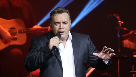 Μανώλης Λιδάκης