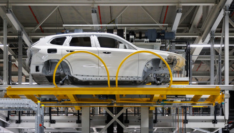 BMW: Διαθέτει το πιο σύγχρονο βαφείο αυτοκινήτων