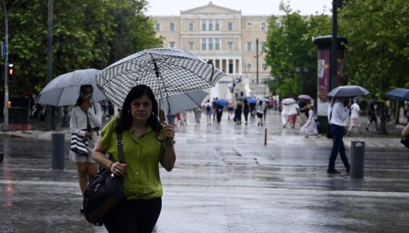 Καιρός: Έκτακτο Δελτίο Επιδείνωσης - Μπουρίνια Και Σε Αττική