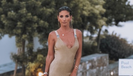 Αθηνά Οικονομάκου