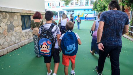 Σχολεία: Τι Θα Ισχύει Για Τα Κινητά Και Τις Αποβολές
