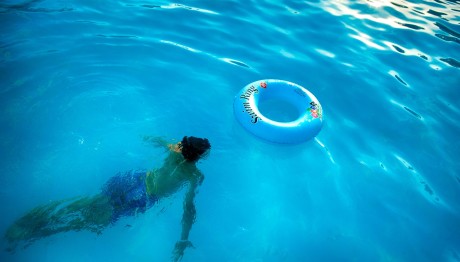 Χαλκιδική: Η 8χρονη Πνίγηκε Στα Θολά Νερά Της Πισίνας