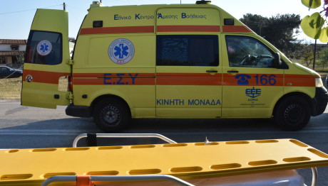 Κόρινθος: Νεκρός 16χρονος Σε Τροχαίο