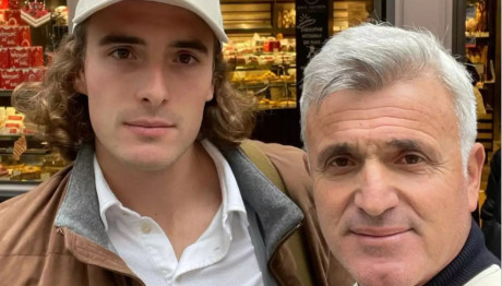 Α. Τσιτσιπάς: «Ποτέ Δε Θα Σταματήσω Να Είμαι Ο Πατέρας Του»