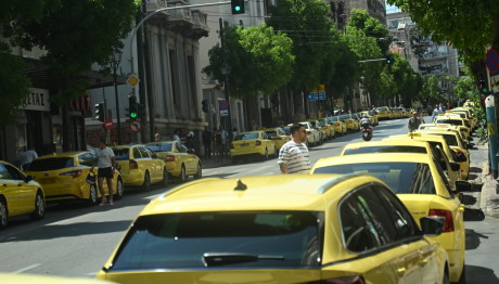 24ωρη Απεργία Στα Ταξί - Πότε Τραβούν Χειρόφρενο