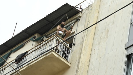 Αχαρνών: Άνδρας Απειλεί Να Ανατιχθεί Με Προπάνιο