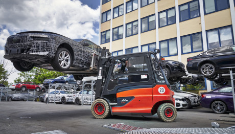 BMW: Η σημασία που δίνει στην ανακύκλωση των μοντέλων της